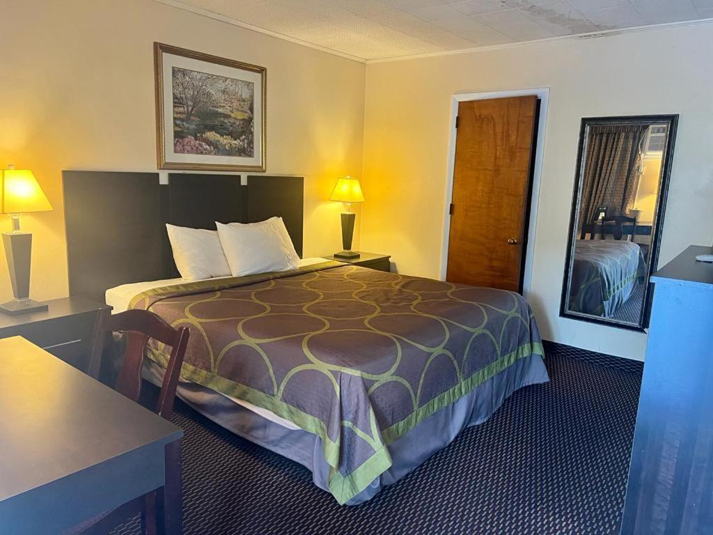 Budget Host Inn New Berlinville 외부 사진